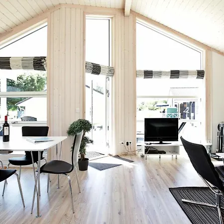 Two-bedroom Holiday In 3 別荘